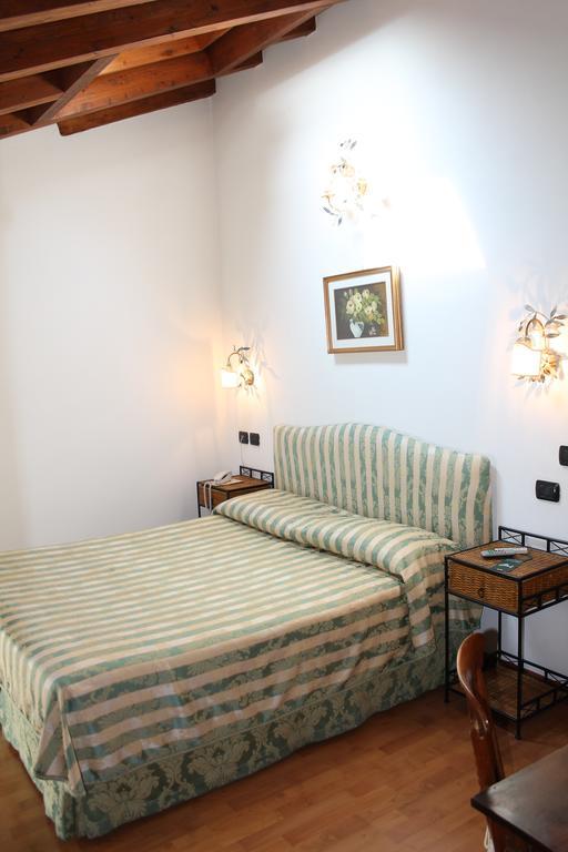 Hotel Centrale เบลลาโจ ภายนอก รูปภาพ